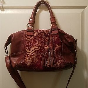 Tapestry and Leather Isabella Fiore